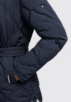 Khujo Yuna - Jas - Dunkelblau -Winterjas Winkel 0c6c4bbac1764392bab0f6971f8a37d4 scaled