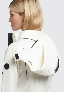 Khujo Dalis Shiny - Jas - Cremeweiß -Winterjas Winkel 10b9380a2d3a4c8191864b2028deef57 scaled