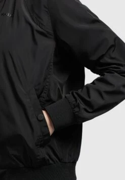 Khujo Persee - Jas - Schwarz -Winterjas Winkel 13460829308249178b515de765dbffba scaled