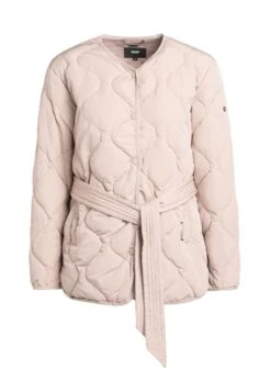 Khujo Yuna - Jas - War Pin 15 Khujo Yuna - Jas - War Pin -Winterjas Winkel 296e387be37a41aa969f8fd893c6ab38 scaled