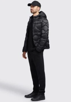 Khujo Remo - Jas - Schwarz -Winterjas Winkel 5b2115fbabf54046a783d114028fb4cb scaled