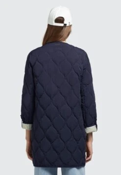 Khujo Sira - Jas - Dunkelblau -Winterjas Winkel 6e5493a66ef3498f9560b210759b6a1b scaled