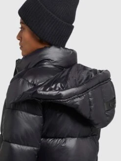 Khujo Winterjassen Winterjas Valona Dames Zwart -Winterjas Winkel 74b446de3eabd6c47a42c71aeadf51d5 scaled