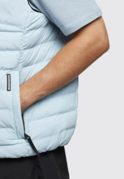 Khujo Reman Matt - Bodywarmer - Hellblau -Winterjas Winkel 8467da860f614e3b86e6b0d27c5a861b scaled