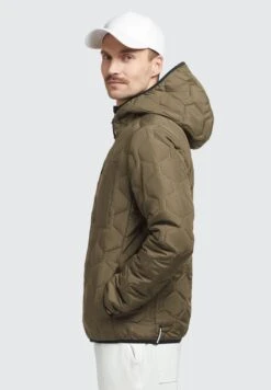 Khujo True - Jas - Olivgrün -Winterjas Winkel 85becbaa0de84d94a115dfaf235e3671 scaled
