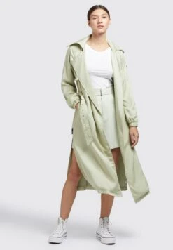 Khujo Garda - Trenchcoat - Blassgrün -Winterjas Winkel 8da25fb32a8b49a99881499e001bd332 scaled