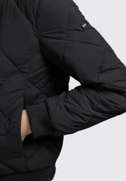 Khujo Leona - Bomberjacks - Schwarz -Winterjas Winkel a13d05989a3a456381cb880b3b70d13e scaled
