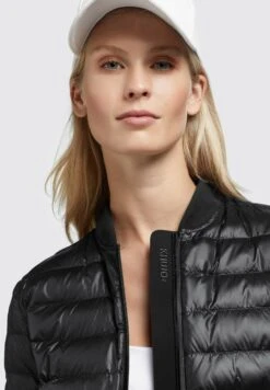 Khujo Greta Shiny - Jas - Schwarz 12 Khujo Greta Shiny - Jas - Schwarz -Winterjas Winkel a535800aaece4c1fa0e203b235b9e2fb scaled