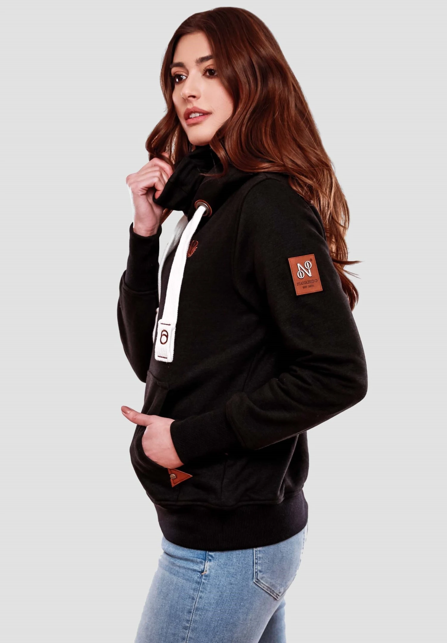 Navahoo Raniaa - Hoodie - Black 3 Navahoo Raniaa - Hoodie - Black - Afbeelding 3