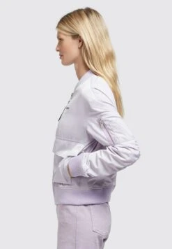 Khujo Nova - Bomberjacks - Flieder Hell -Winterjas Winkel aa83fed702f64e068529d693b563068c scaled