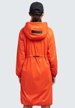 Khujo Marthe - Regenjas - Vib Red -Winterjas Winkel ab2151372c4c47fc9ce8aa75da80b0fb scaled