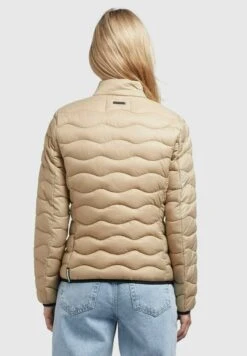 Khujo Eleni - Jas - Beige 10 Khujo Eleni - Jas - Beige -Winterjas Winkel aebd76b9ea684bf09837e2fa03ede896 scaled