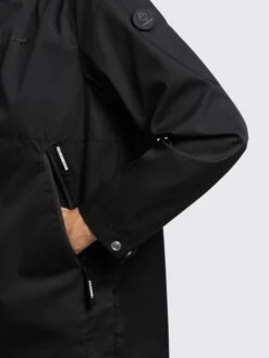 Khujo Tussenjassen Tussenjas Corry Dames Zwart -Winterjas Winkel b2ce4971f90f5553fe64725ec7543647 scaled