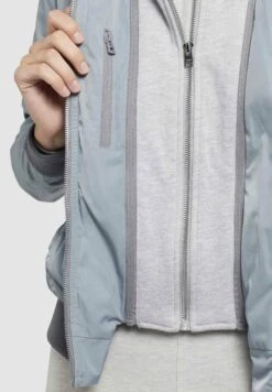 Khujo Persee - Lichte Jas - Grey -Winterjas Winkel c02b92a903da48f5a4c44d0d9ebf3301 scaled