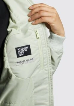 Khujo Lova - Jas - Blassgrün -Winterjas Winkel c408929062374c87844d5b9902590fa8 scaled