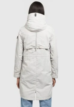 Khujo Adda - Parka - Hellgrau -Winterjas Winkel c6076e8b67c84aafa3d33d7e2208bd70 scaled