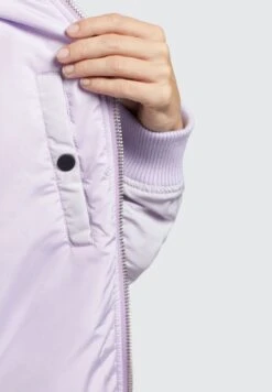 Khujo Nova - Bomberjacks - Flieder Hell -Winterjas Winkel c9ba271246854f7baa82fe1c77ed5eb1 scaled