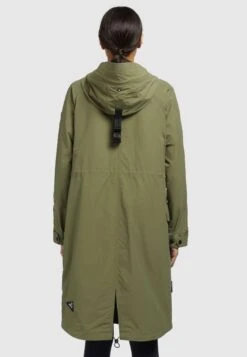 Khujo Marnia - Regenjas - Olivgrün 10 Khujo Marnia - Regenjas - Olivgrün -Winterjas Winkel d8b72f8d3eeb4cdb9713c0aaaff9187a scaled