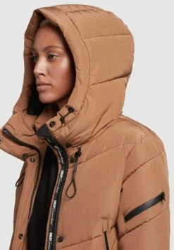 Khujo Sonje3 - Winterjas - Ocker -Winterjas Winkel e14d9669d8c14aaab7b0515a937870d0 scaled