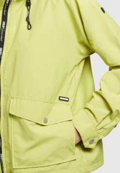 Khujo Blair - Jas - Giftgrün -Winterjas Winkel e351f94107114b22813723fe68a27a31