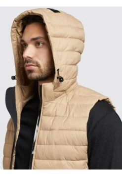 Khujo Wemo Matt - Bodywarmer - Beige 11 Khujo Wemo Matt - Bodywarmer - Beige -Winterjas Winkel e9960c0a7fde4b088b13baa7e75f567c scaled