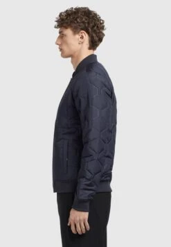 Khujo Carlson - Jas - Dunkelblau -Winterjas Winkel f486e84721944d67ba9a8440c627a4c4 scaled