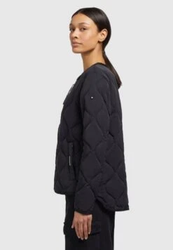 Khujo Alma - Jas - Schwarz -Winterjas Winkel fd1f819e8da741c39e68503d8a75920e scaled